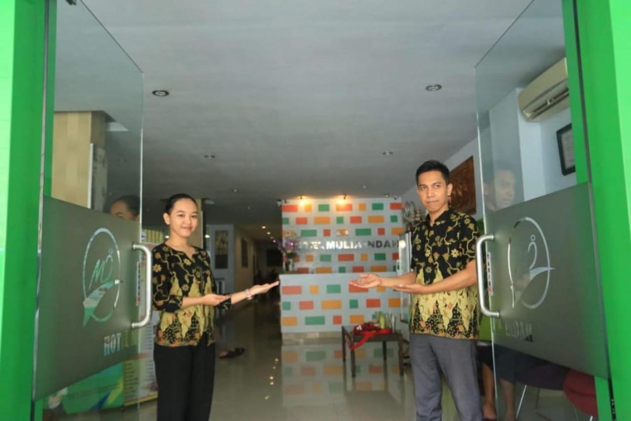 Urbanview Hotel Mulia Indah Palopo Exteriör bild